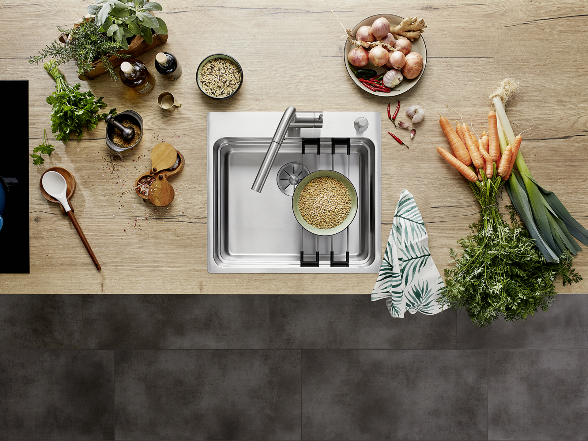 Spülbecken und Armatur von Blanco