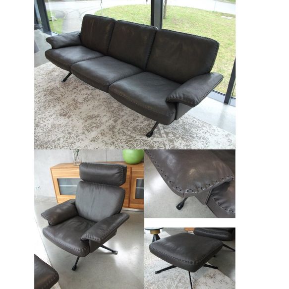 3-Sitzer Sofa mit Sessel und Hocker aus Leder in grau von de Sede