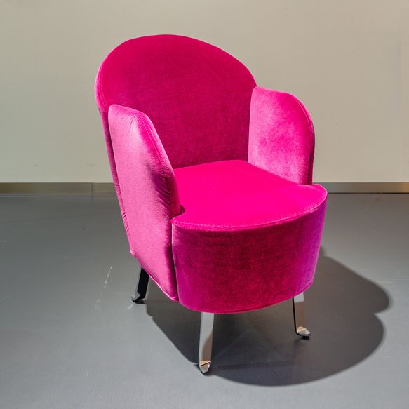 Sessel in pink von Brühl