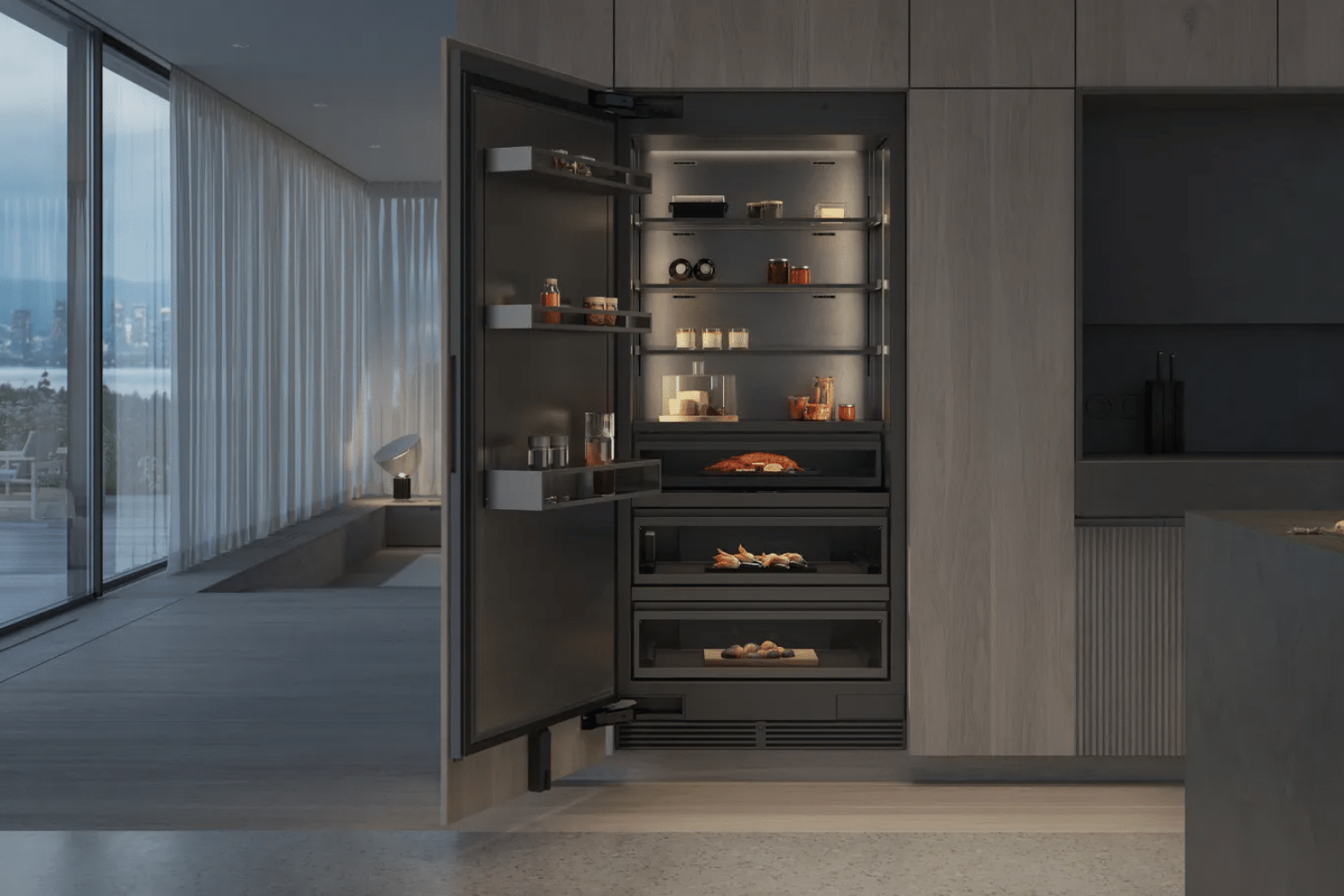 Großer Kühlschrank mit verschiedenen Kühl-Zonen in moderner Küche